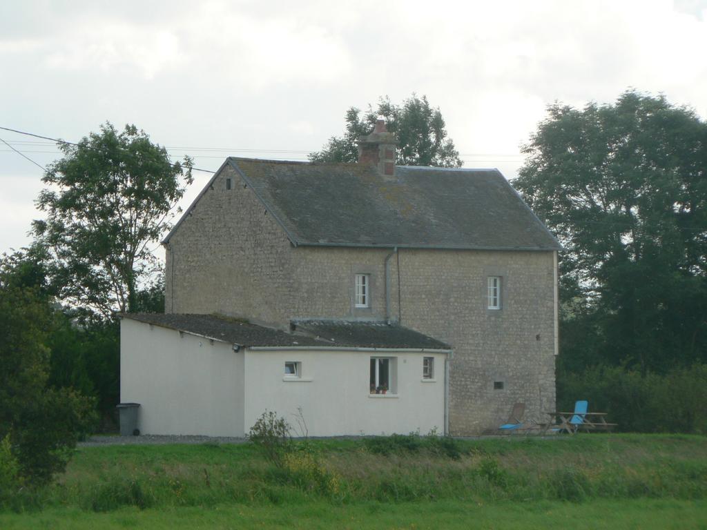 Gite De L'Aure Trevieres Eksteriør bilde